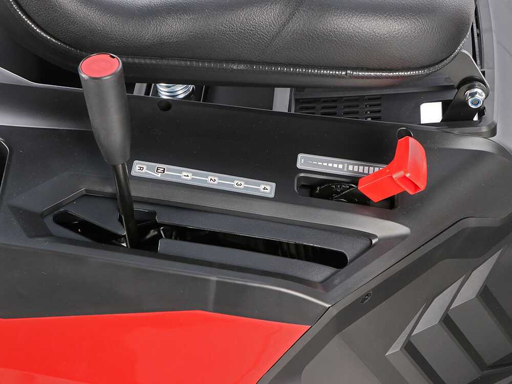 Cortadora de césped con asiento GeoTech-Pro RM 75-660 CSM