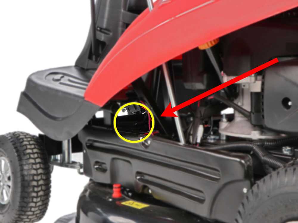 Cortadora de césped con asiento Geotech RM 75-610 C