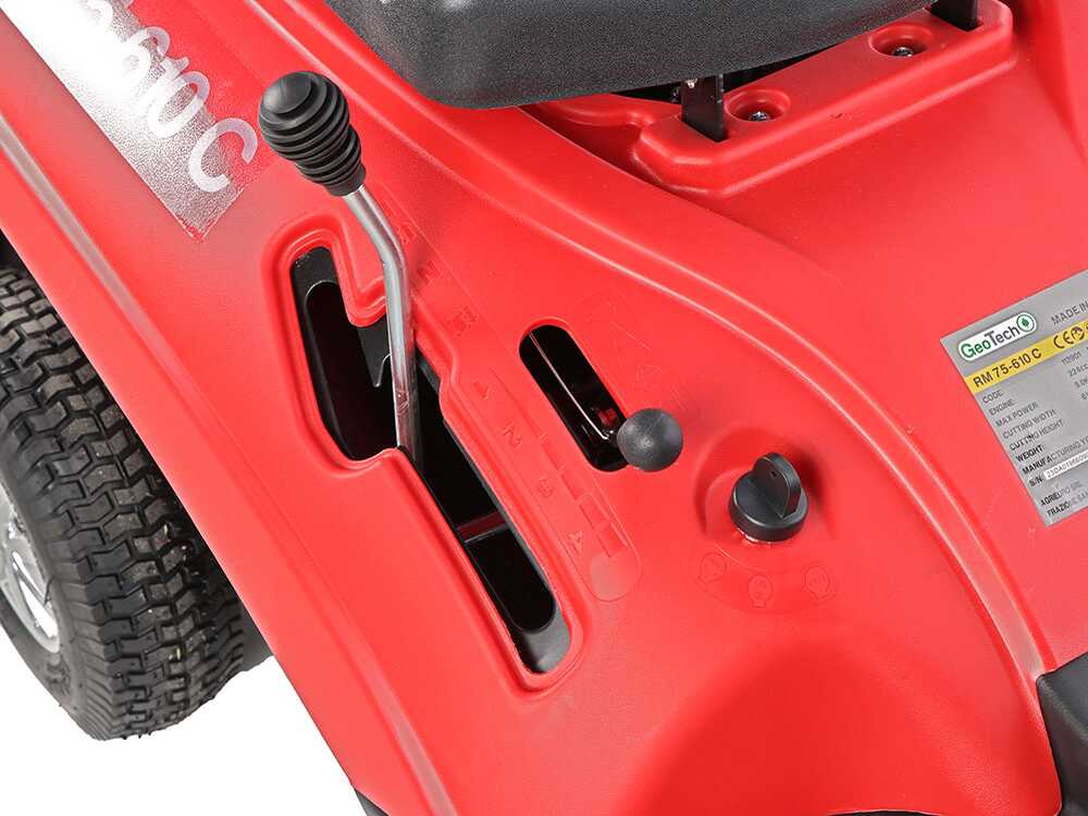 Cortadora de césped con asiento Geotech RM 75-610 C