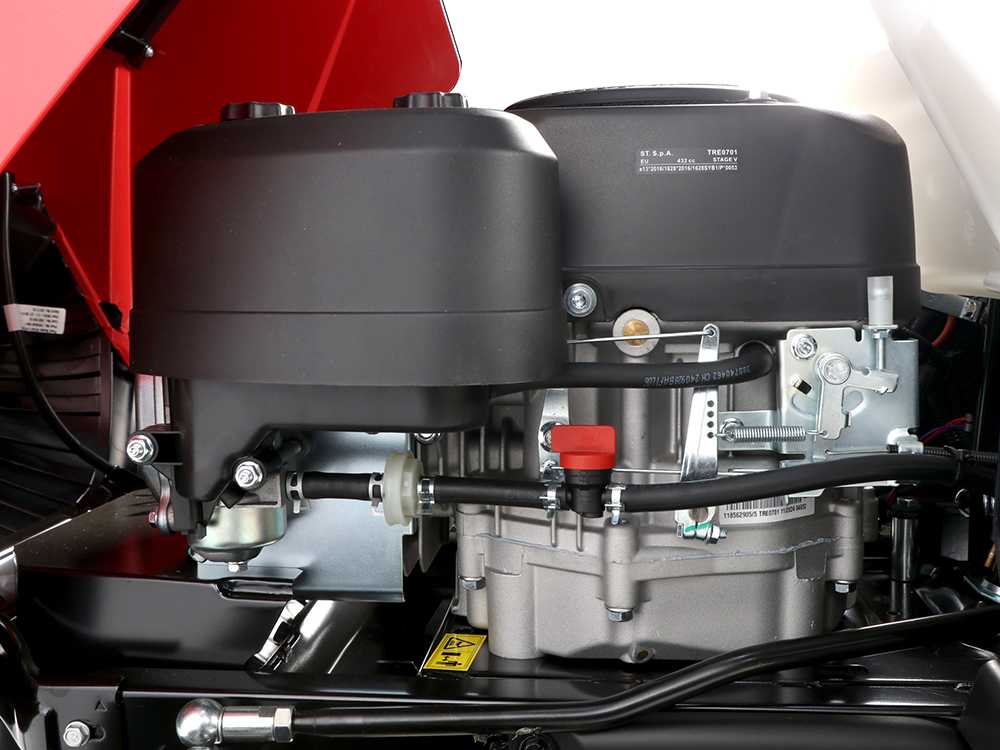 Cortadora de césped con asiento BRONCO 107T-S 